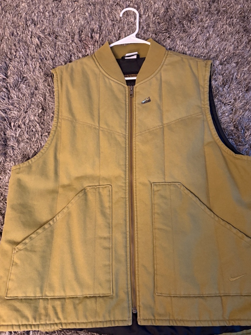 EUC Men's Olive Green Quilted Zip Front Vest Jacket